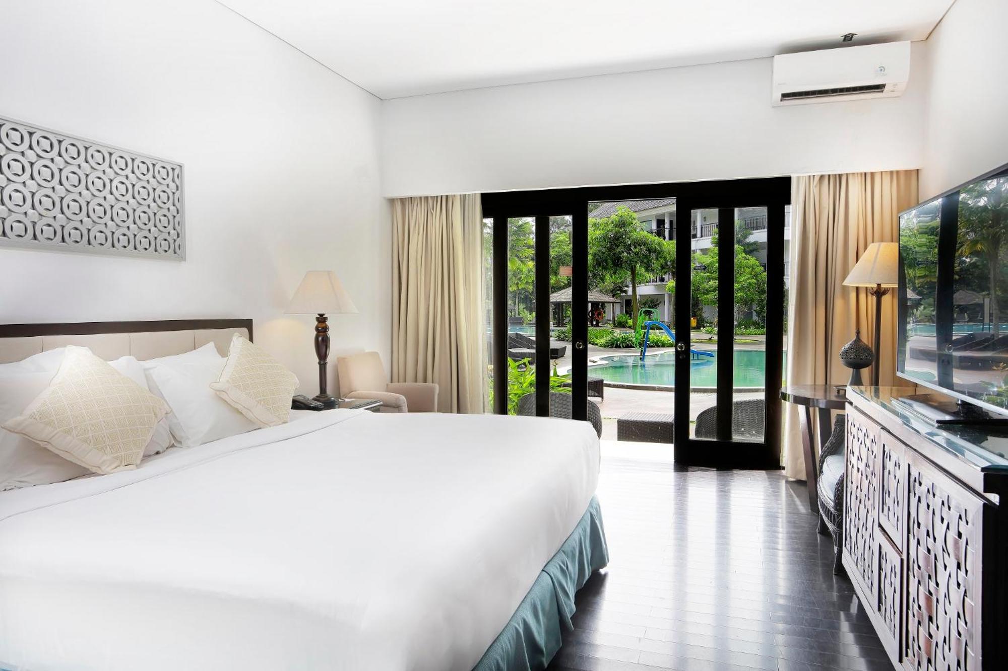 Lido Lake Resort By Mnc Hotel Bogor Exteriör bild