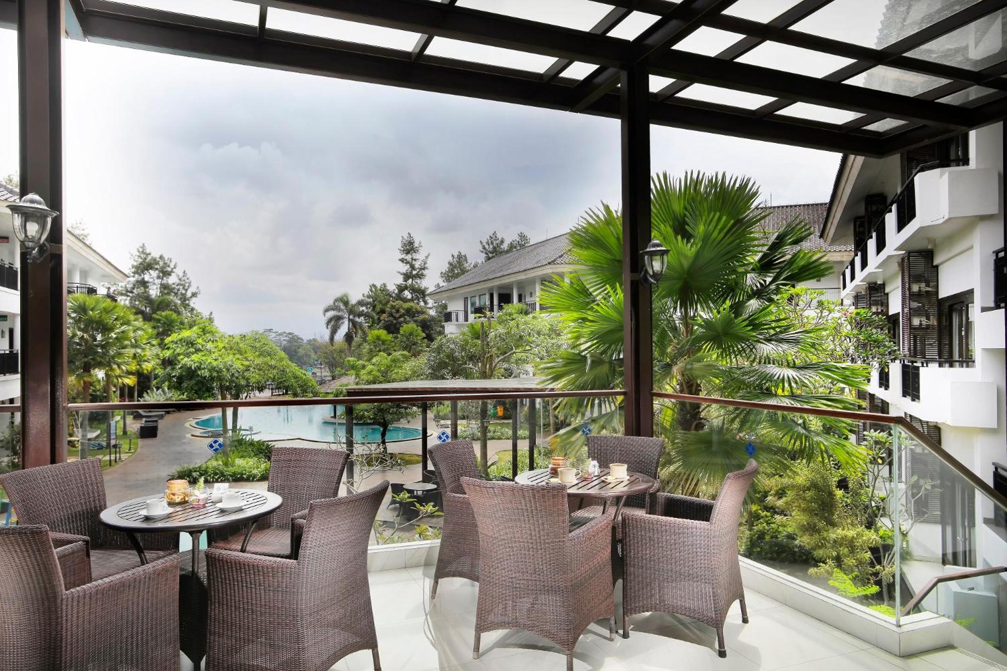 Lido Lake Resort By Mnc Hotel Bogor Exteriör bild