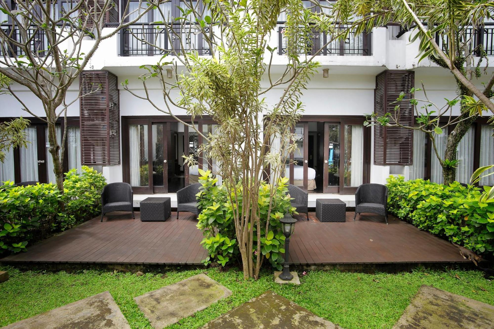 Lido Lake Resort By Mnc Hotel Bogor Exteriör bild